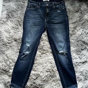 KanCan dark wash ripped jeans 11/29